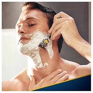 Gillette Fusion ProShield ® Razor Blades for Men - Image 5
