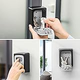 Sie brauchen nicht Ihre Schlüssel unter der Fußmatte oder am Boden des Topfes zu verstecken. Sicherer Schlüsselspeicher schützt Ihre Schlüssel und erlaubt Ihnen, zu arbeiten oder zu reisen, ohne sich Sorgen darüber machen zu müssen, Ihre Schlüssel zu Hause zu verlieren oder zu vergessen.