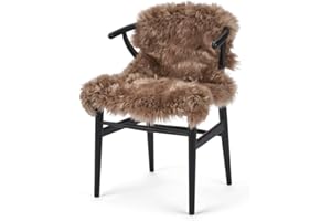 Nordic Sheep Lammfell Langhaarig 90x60 cm | Lammfell Echt für das Sofa, den Stuhl oder rund um den Esstisch | Jedes Lammfell Teppich ist EIN Unikat und von der Natur geschaffen | Farbe: Hellbraun