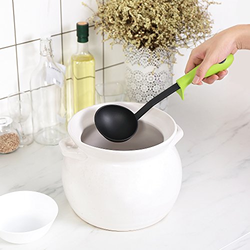 Ambrosya® | Funktionales Küchenhelfer-Set aus 7 Teilen | Kelle Kochgeschirr Kochset Küchenset Küchenutensilien Löffel Nudelzange Pastaheber Pastalöffel Pfannenwender Schöpfkelle Zange (7 Teile, Grün) - 5