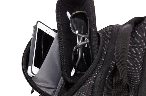Thule Crossover Tagesrucksack  Notebook- und Tablet-Fach  32 Liter  schwarz