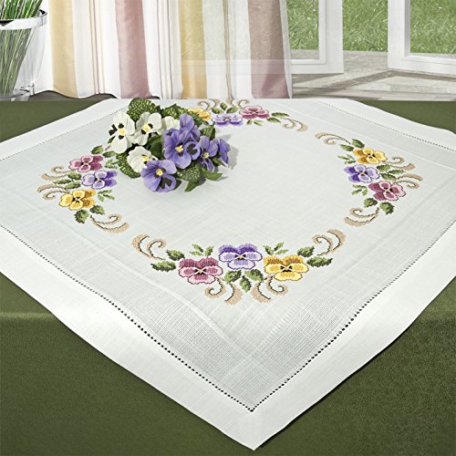 Wundervolle Stickpackung " FRÜHLINGSZAUBER " mit zauberhaften Stiefmütterchen - Stickdecke 85 cm x 85 cm mit aufwendiger Hohlsaumkante - Kreuzstich vorgezeichnet - Stickgarn aus 100 % Baumwolle - qualitativ hochwertig - zum Sofort-Loslegen - Mitteldecke 85 x 85 - zum Selbersticken - aus dem KAMACA-SHOP - Frühling Ostern