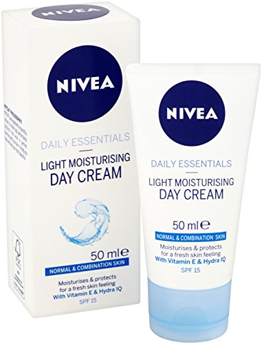 Nivea Daily Essentials Light SPF15 Moisturising Day Cream, 50 ml, Normal/Combination Skin, Pack of 3