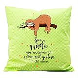 Wandtattoo Loft® bedrucktes Kissen „Niedliches Faultier am Ast mit Spruch“ aus Baumwolle 40 x 40 cm mit Füllung und hochwertigem Aufdruck / Anchor / Farben wählbar / waschbar / 20 Stoff weiß hellgrün gep. + Motiv