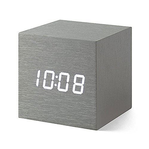 Preisvergleich Produktbild MOMA Wecker Alume Cube Clock
