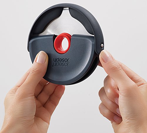 Joseph Joseph 20038 Disc Leicht zu reinigender Pizzaschneider Edelstahl, 12,1 x 10,8 x 2 cm, grau - 8