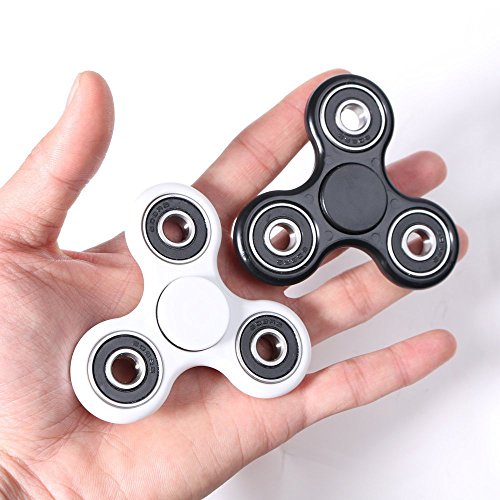 Hand Spinner Fidget Spinner Spielzeug Stress Reducer Tri-Spinner Fidget Premium Hybrid Keramik Lager EDC Focus Spielzeug für Töten Zeit entlasten Stress (2Pack(Weiß+Schwarz))HS053BW - 4