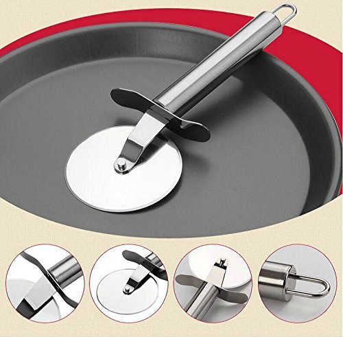 RcGoods l Hochwertiges Pizzamesser – Pizzaschneider aus Edelstahl – Pizzaroller mit ergonomischen Griff und extra scharfer Klinge – rostfreies Pizzazubehör – Pizzarad spülmaschinenfest - 5