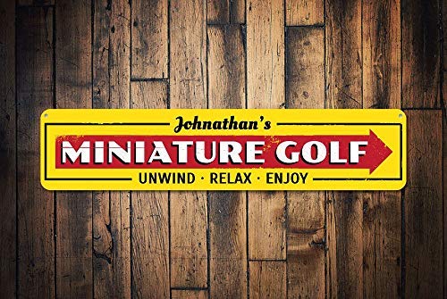 Miniature Golf Sign Personalized Arrow Game Sign Custom Name Man Cave Sign Metal Unwind Relax Enjoy Decor Retro Metal Wall Decor Art Shop Man Cave Bar Garage Aluminum Sign
