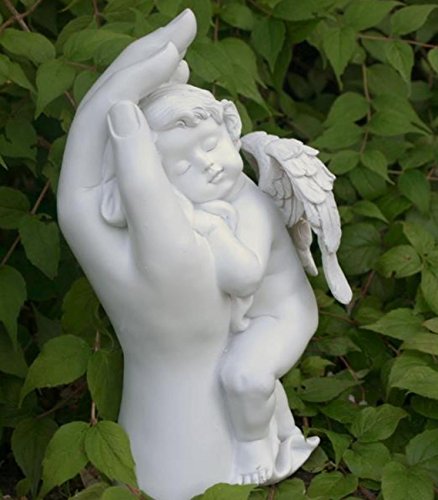 Grabengel Figur in schützender Hand. Höhe 24cm - 3