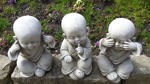 Garden Ornaments by Onefold Gartenskulpturen, Set mit drei Buddhas, aus Kunststein, im Stil „nichts hören, nichts sagen, nichts sehen“ - 2