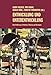 Entwicklung und Unterentwicklung: Eine Einführung in Probleme, Theorien und Strategien (Edition Südwind) by