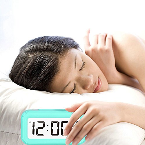 LONZOTH Smart LED-Digital-Wecker, Snooze 5 Minuten, bald aufhören Alarmknöpfe, mit Datum, Temperatur- und Lichtsensor (Blau) - 6