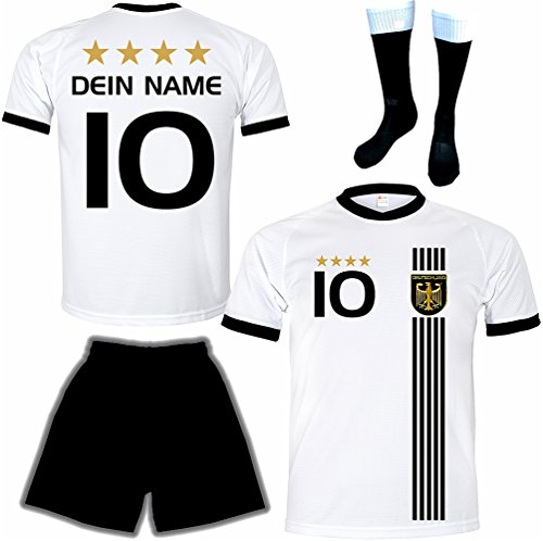 Deutschland Trikot + Hose + Stutzen mit GRATIS Wunschname + Nummer + Wappen Typ #D 2017 im EM / WM weiss – Geschenke für Kinder,Jungen,Baby,.. Fußball T-Shirt personalisiert als Weihnachtsgeschenk