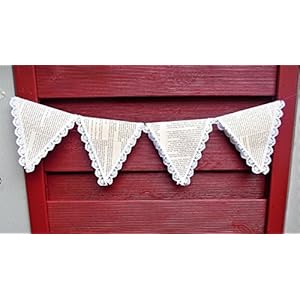 Wimpelkette aus alten Buchseiten