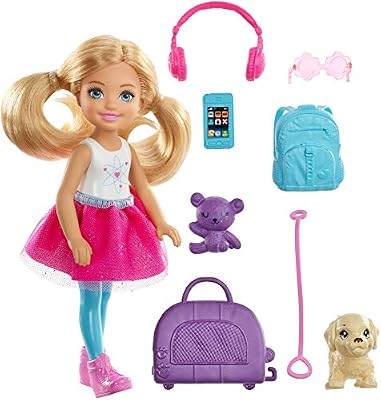 Barbie Voyage mini-poupée ​Chelsea blonde, avec un chien, sac de voyage et accessoires, jouet pour enfant, FWV20