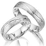 Der Preis ist für beide Ringe - Hochwertige Verarbeitung Sie erhalten selbstverständlich die Trauringe gut verpackt inklusive einer Rechnung und ein Trauring Etui / Box wie abgebildet ***** Sehen Sie sich bitte alle Produktbilder an ***** 925 ECHT SILBER mit Zirkonia Stein Besatz - Die Gravur ist Kostenlos, für Gravurarten sehen Sie sich bitte alle Fotos an