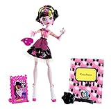 Sie hat sich auf Selbstporträts im Stil von Picasso spezialisiert