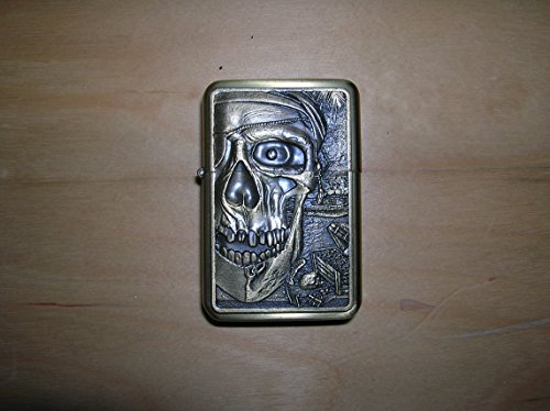 Preisvergleich Produktbild Benzin Feuerzeug Skull Schatz- Entwurf mit 3d-Design
