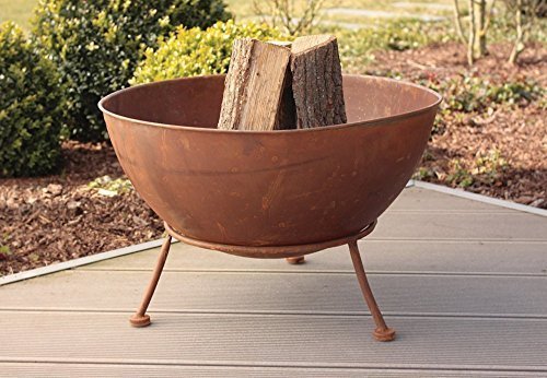 Nostalgie Feuerschale in Edelrost Optik, Feuerschale auf Dreibein Bock