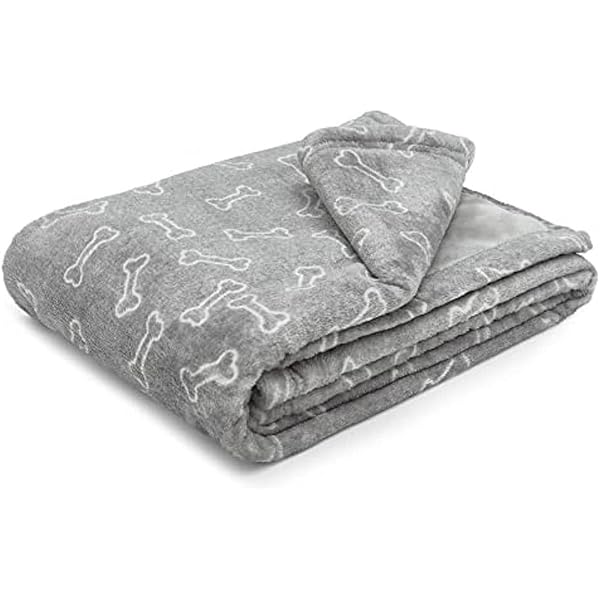 Silentnight Waterproof Dog Blanket - Small Washable Pet Blanket for Puppy,  Dogs and Cats Fluffy Fleece Soft Warm Throw - Grey - 76 x 102cm :  Amazon.co.uk: Pet Supplies