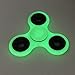 Produktbild Wingogo Tri Fidget Hand Spinner Toy Glow in the dark ideal für Erwachsene und Kinder