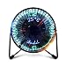 Produktbild FUNXS Kleiner Tischventilator mit Uhr und Temperaturanzeige, Metallrahmen USB-betriebene blinkende LED-Anzeige elektrischer Kleiner persönlicher Kühlventilator