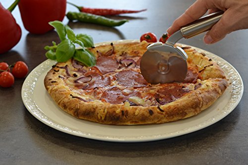 ZEISIG Premium Pizzaschneider, Pizzaroller, Flammkuchenschneider, Pizzarad, Edelstahl, spülmaschinengeeignet, mit ergonomischem Griff, Fingerschutz und praktischer Öse zum Aufhängen, Profi Pizzacutter - 6