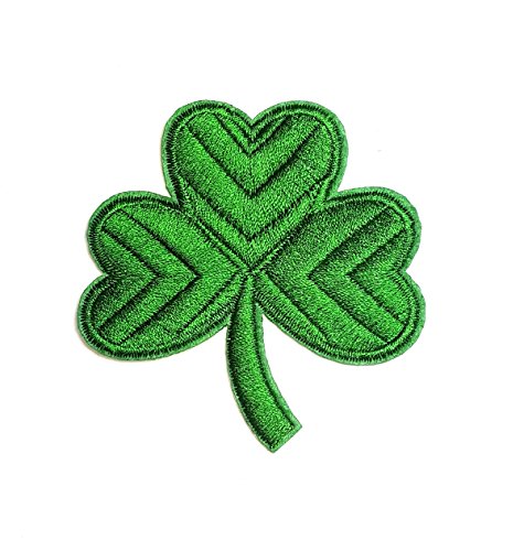 AoE PerformanceShamrock Three Leaf Clover Iron On/Sew On Highly Detailed Clothes Badge Patch Motif Green Bag Jacket Coat