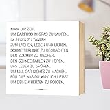 Nimm Dir Zeit - einzigartiges Holzbild 15x15x2cm zum Hinstellen und Aufhängen, echter Fotodruck mit Spruch auf Holz - schwarz-weißes Wand-Bild Aufsteller Holz-Schild Wandschild Holzdeko zur Dekoration im Büro und Zuhause oder als Geschenk Mitbringsel Geschenkidee zum Geburtstag Hochzeit Umzug Einzug Vatertag für Freundin Mutter Schwester Familie ... Poster Kunst-Druck Home Deko - Lebensweisheit Regeln für Zufriedenheit & Glück