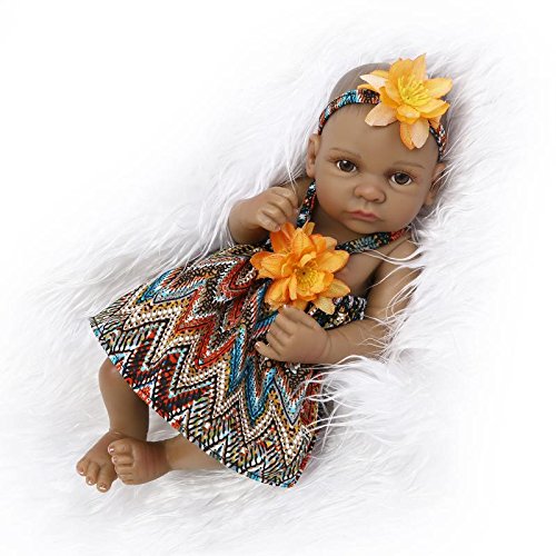 Nicery Indien Style Peau Noire Vinyle Silicone Simulation dur 10inch 26cm étanche Jouet orange Fille Reborn Bébé Bain Poupée avec les yeux acryliques Baby Doll Cadeau de Noël