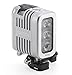 Produktbild qudos action by Knog, LED Lampe für alle Action-, Spiegelreflex- und Systemkameras, 3 Hi-Power LEDs, 400 Lumen, 6 Leuchtmodi, 40 Meter wasserdicht, Gewicht 150g, Lithium-Polymer Akku, bis zu 4 Stunden Laufzeit, silber