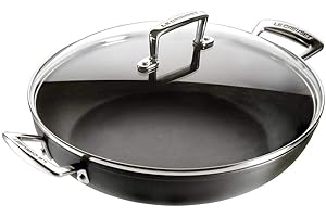 Le Creuset Tegame Basso in Alluminio Antiaderente con Coperchio vetro, diameter 30 cm, per per tutte le fonti di calore, induzione incluso, Nero, 51107300010502