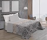 Composición: colchas de cama fabricado en C.E.E con fibra de poliéster 100%