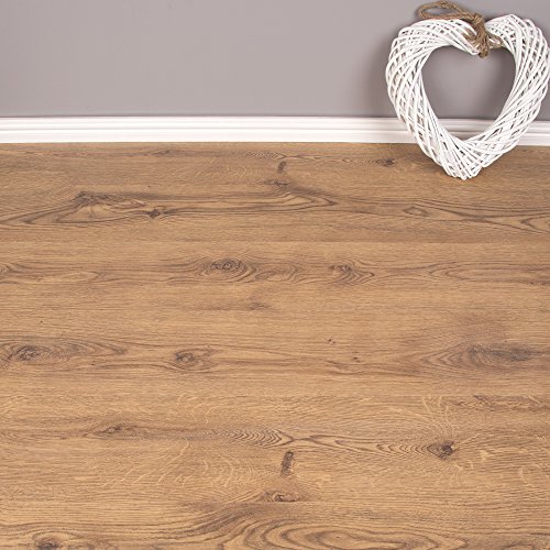 Preisvergleich Produktbild Brooklyn Trading Lourd Wohnzimmer AC3 Laminat Eiche-Optik 6 mm