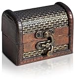  Flexibel einsetzbar ? Die Einatzmöglichkeiten der Holztruhe sind sehr vielfältig, denn sie macht sich sowohl als Wohnaccessoire wie auch als Stauraum für Dinge aller Art sehr gut.