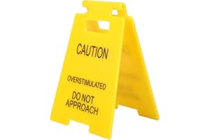 BOXOB Zabawny Biurkowy Znak Psikus Biurowy, Caution Overstimulated Do Not Approach Znak Ostrzegawczy Biurka Humorystyczny Prezent Żart Mini Dekoracja Biurka dla Pracowników Szefa Miejsce Pracy Dom