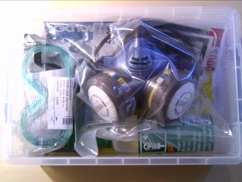 Preisvergleich Produktbild ADR Gefahrgut Sicherheits-Set mit Notfallflucht-Halbmaske, Schutzbrille, Chemie-Schutzhandschuhe usw.