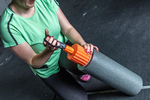 3 in 1 FOAM-ROLLER – ideal für MÄNNER & FRAUEN, TIEFENGEWEBE TRIGGERPUNKTE, AKUPRESSUR, MYOFASCIAL-RELEASE-THERAPIE UNTERSTÜTZT ERHOLUNG UND BEWEGLICHKEIT, LINDERT RÜCKEN- & NACKENSCHMERZEN. HILFT DER LOCKERUNG VERSPANNTER MUSKELN & FASZIEN - 4