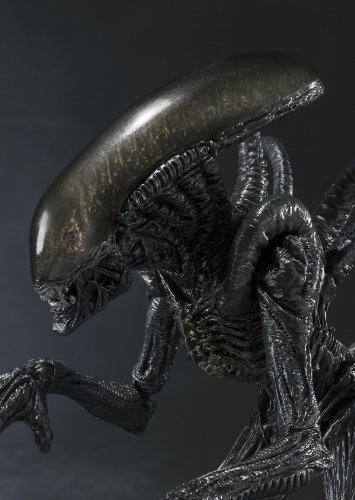 Bandai Tamashii Nations S.H. MonsterArts Alien Warrior Action Figure