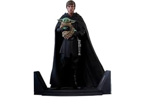 Diamond Select Toys Diamond Star Wars Premier Collection: The Mandalorian - Luke Skywalker and Grogu Statue (1/7) (FEB222120)