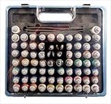 Contienen 72 botellas de 17 ml. con cuentagotas, 2 pinceles Toray y una carta de colores Game Color