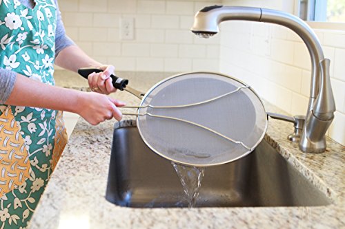 Cucinare Splatter Screen Guard with Double Thick Mesh for Cooking, Stainless Steel with Finest Woven Mesh and Resting Feet by Cucinare - 2