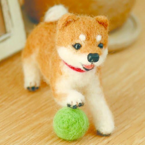 Miniature made of wool felt Shiba Inu mascot (with ball) Handmade kit with starter set (needle / mat)