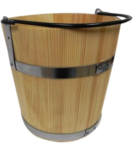 Secchio di legno con latte illustrazione di stock. Illustrazione di