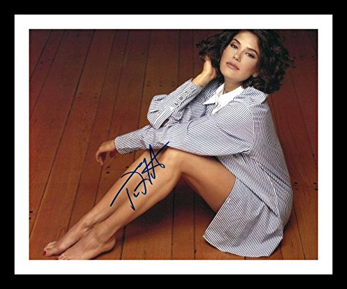 Preisvergleich Produktbild Teri Hatcher Autogramme Signiert Und Gerahmt Foto