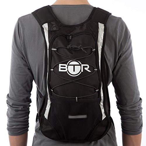 TRINKRUCKSACK & 2L TRINKBLASE für Wasser – unser ORIGINAL BTR Trinksystem mit Trinkblasen-Fach ist ein wasserfester Lauf-Rucksack ideal für Outdoor-Sportarten. Perfekt als Radfahr- oder Jogging-Rucksack – UNTERWEGS TRINKEN! - 4