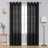 Die Vorhänge sind lichtdurchlässig