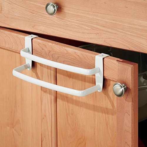 mDesign Geschirrtuchhalter – doppelte Halterung zum Einhängen über die Küchenschrank-Tür – Der praktische Handtuchhalter ohne Bohren ist auch als Handtuchstange im Bad geeignet – weiß - 2