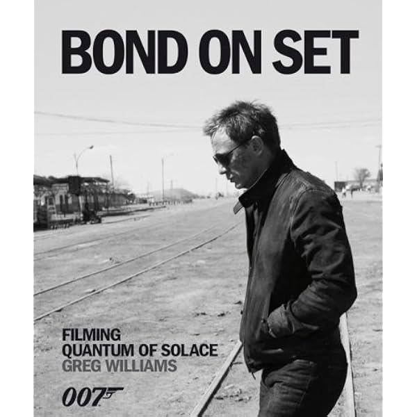 Bond On Set Filming Skyfall: 007 : Williams, Greg: Amazon.co